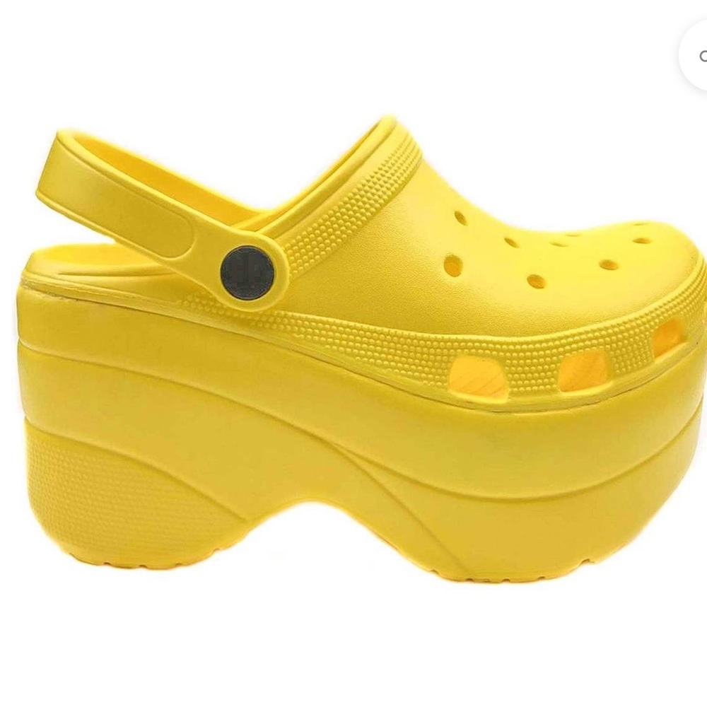 Chunky platform clogs